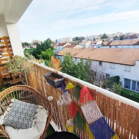 2-bedroom With Free Parking Bordeaux