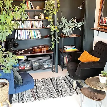2-bedroom With Free Parking Daire
