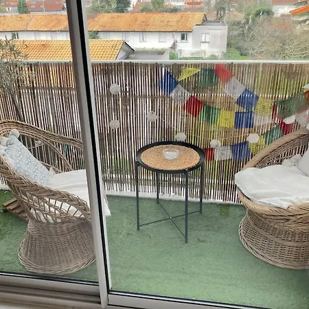 Daire 2-bedroom With Free Parking *